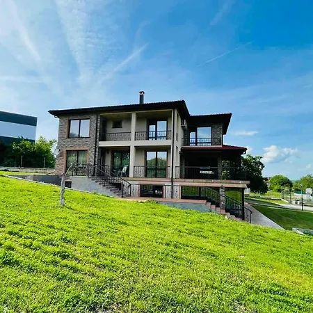 Villa Mineral Village